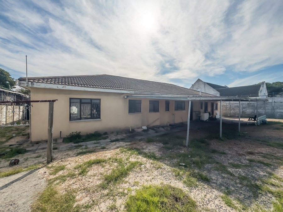 3 Bedroom Property for Sale in Belhar Western Cape
